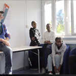 Pierre Goupillon avec des jeunes de la noue